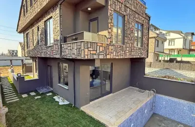 Kocaali Alandere’de Denize 80m Mesafede Havuzlu 3+1 Lüks Müstakil Villa